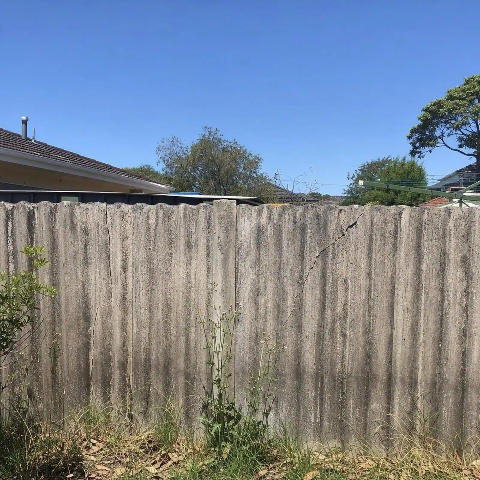 Asbestos fence removal at a Perth property